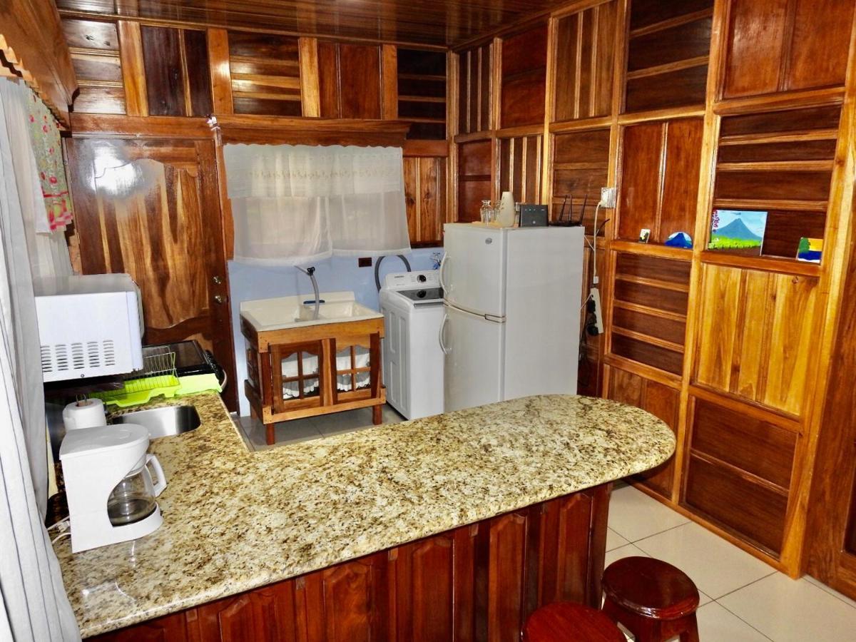 Las Pavitas Cottages La Fortuna Eksteriør bilde